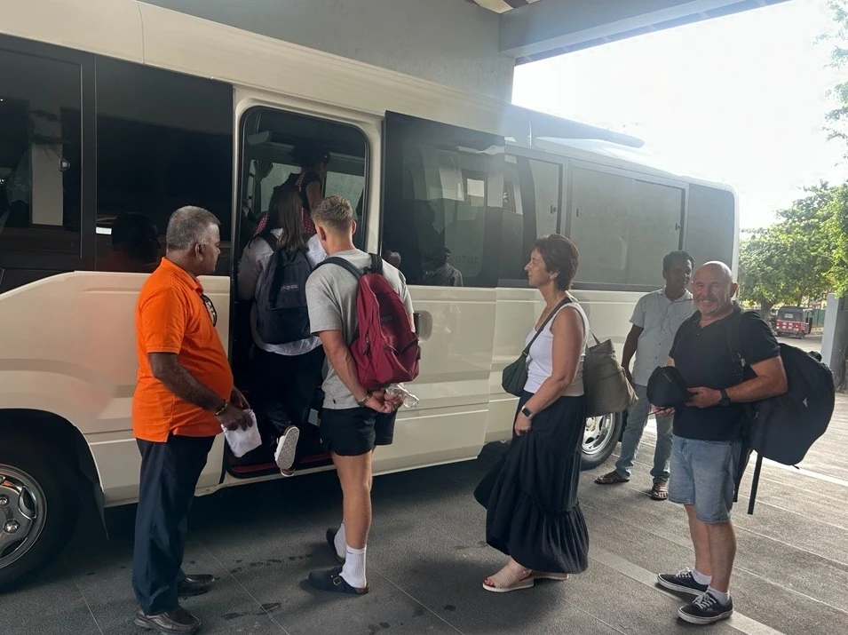 Private Airport Transfers With Meet And Greet